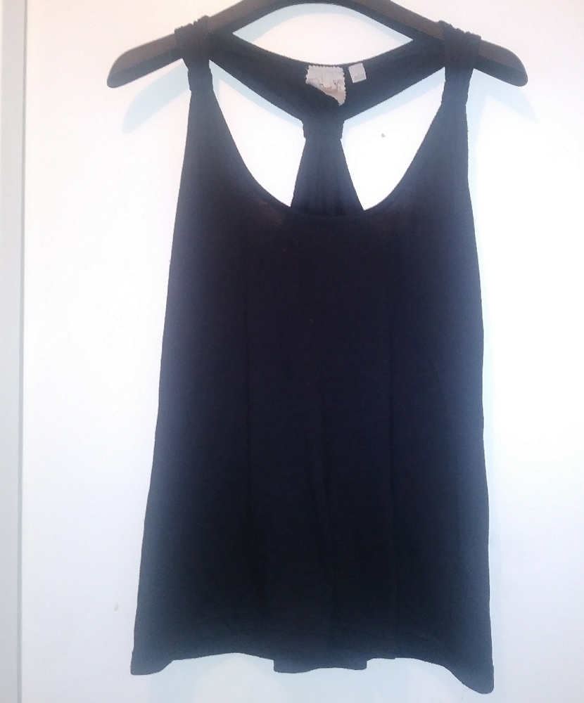 Pout | Bundle Racerback Tops - Picture 2 of 7